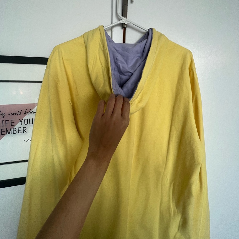 Bonobos Large Yellow Sweatshirt (lavender inside hood)